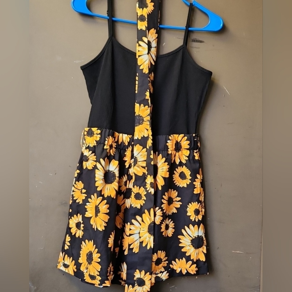 Womens romper and sandles